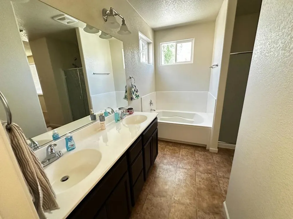 1444 San Pedro Street Los Banos, CA 93635