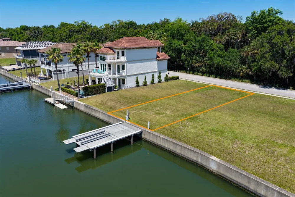 216 HARBOR VILLAGE POINT Palm Coast, FL 32137