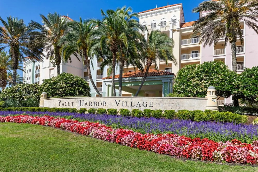 216 HARBOR VILLAGE POINT Palm Coast, FL 32137