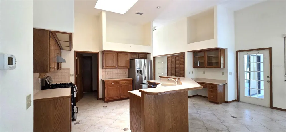 3904 HIDDEN SPRING PLACE Valrico, FL 33596