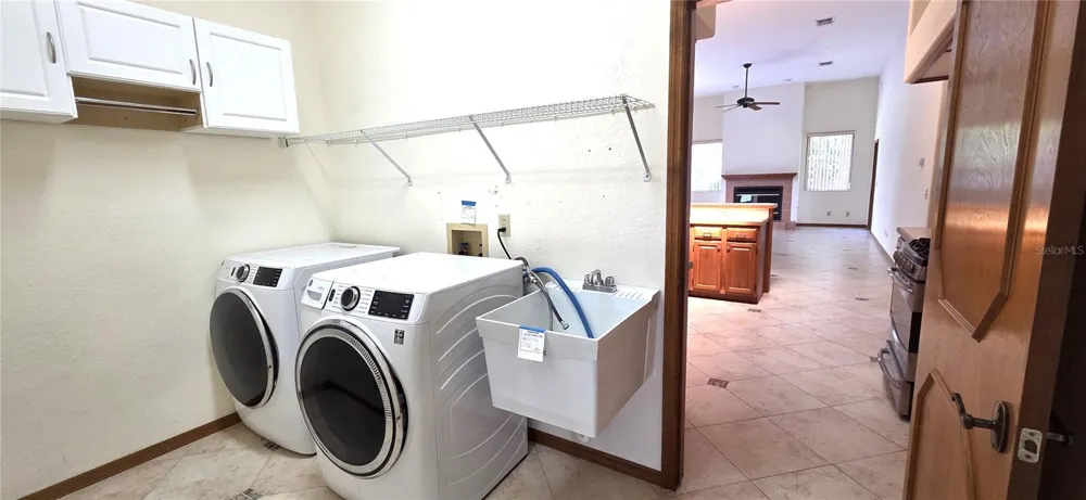 3904 HIDDEN SPRING PLACE Valrico, FL 33596