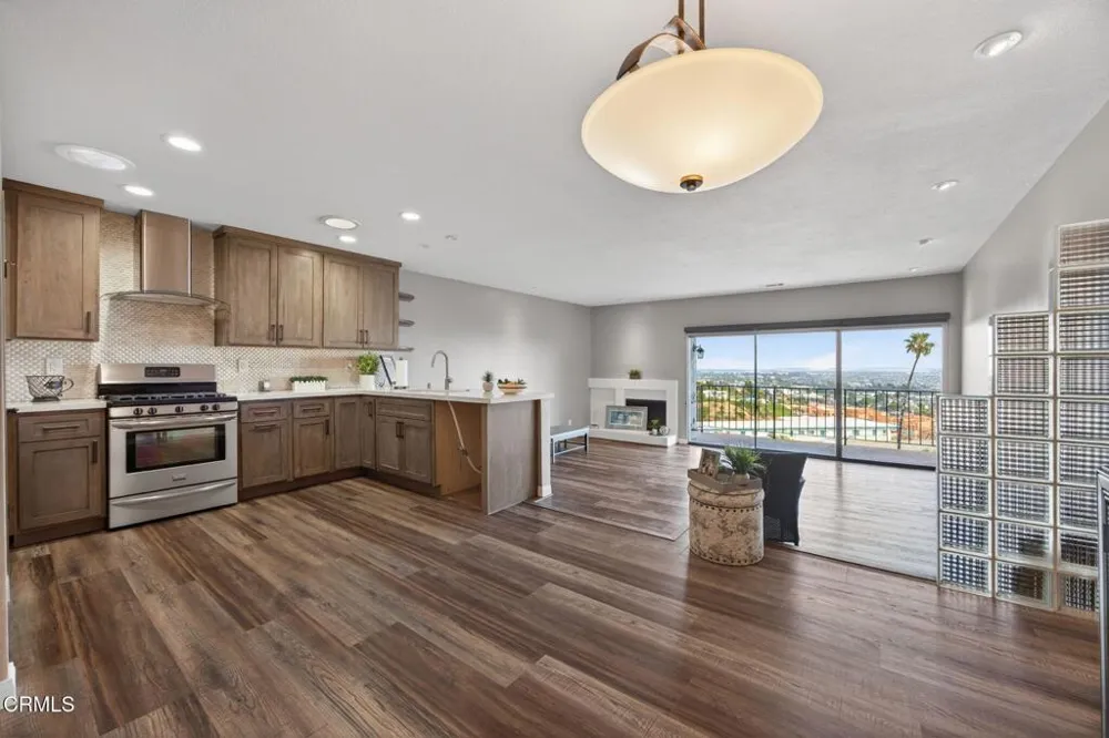 864 Vallecito Drive Ventura, CA 93001