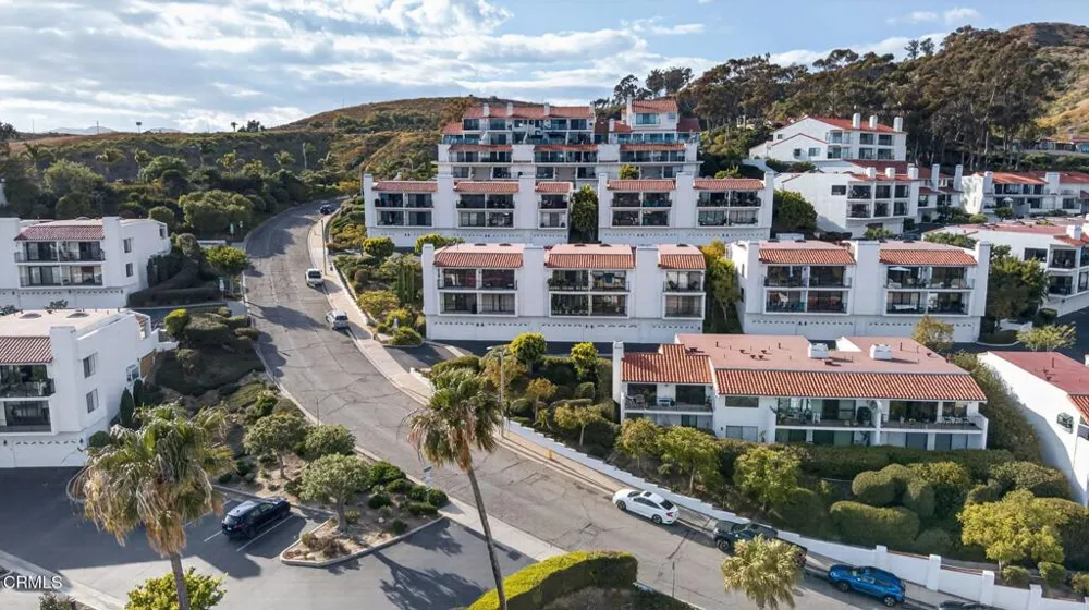 864 Vallecito Drive Ventura, CA 93001
