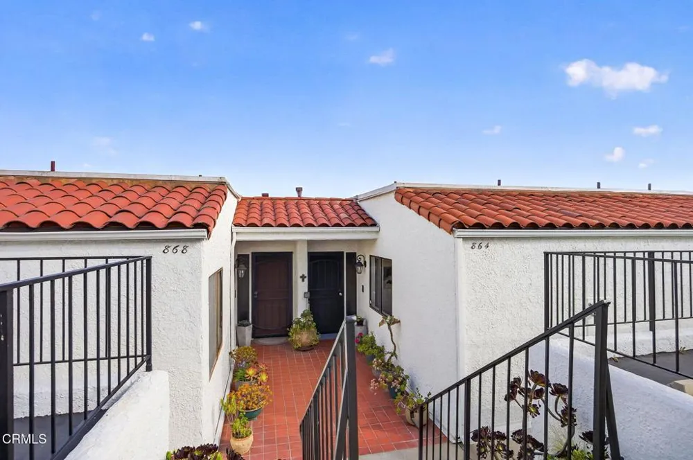 864 Vallecito Drive Ventura, CA 93001