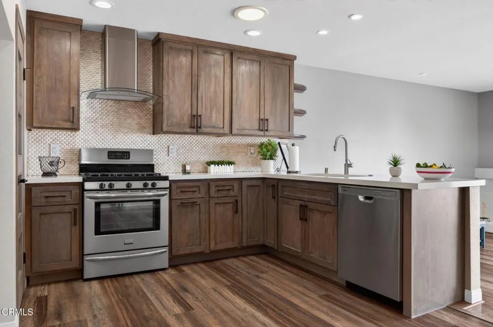 864 Vallecito Drive Ventura, CA 93001