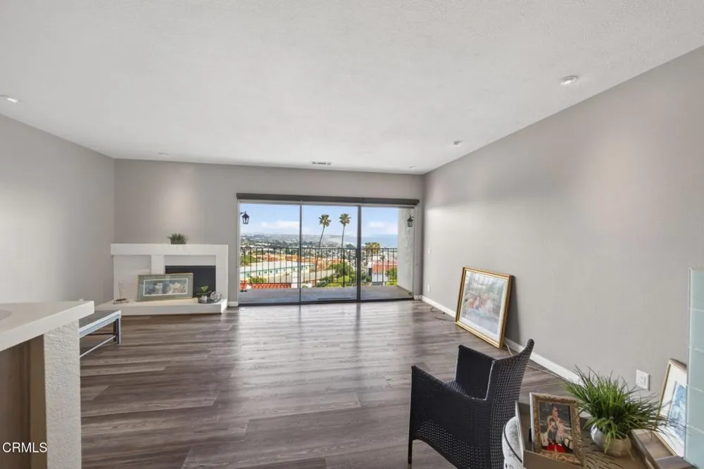 864 Vallecito Drive Ventura, CA 93001