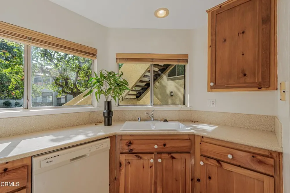 3234 Darby Street #128 Simi Valley, CA 93063