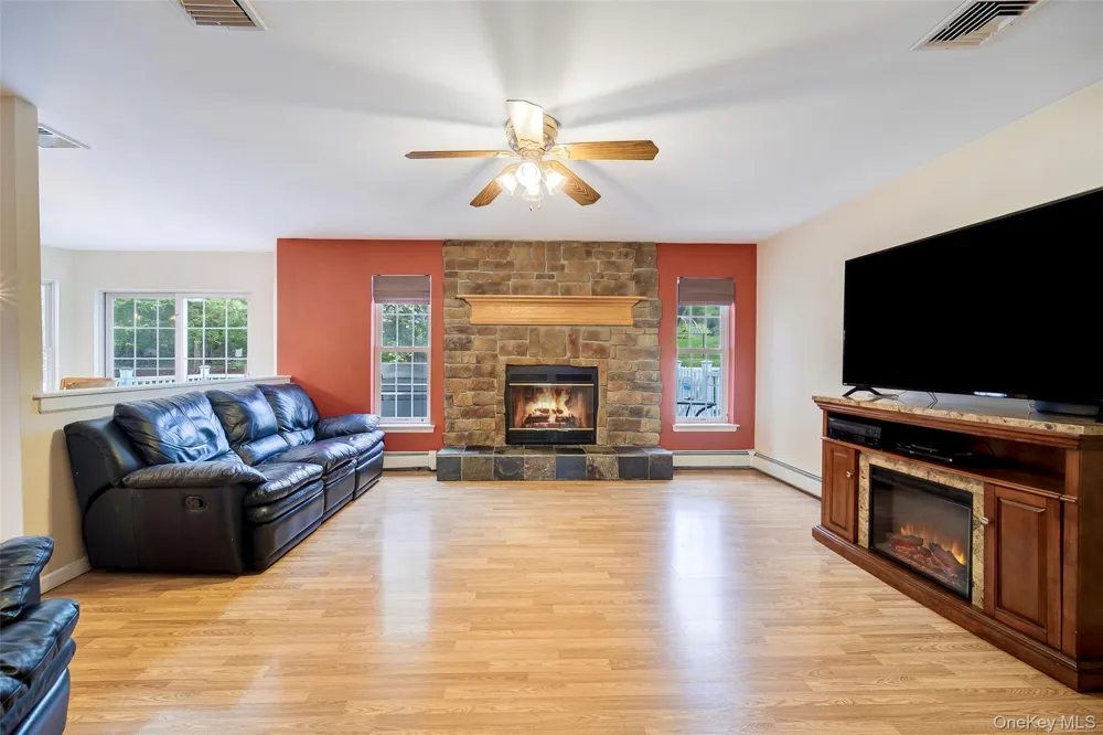58 Nancy Lane Chester, NY 10918
