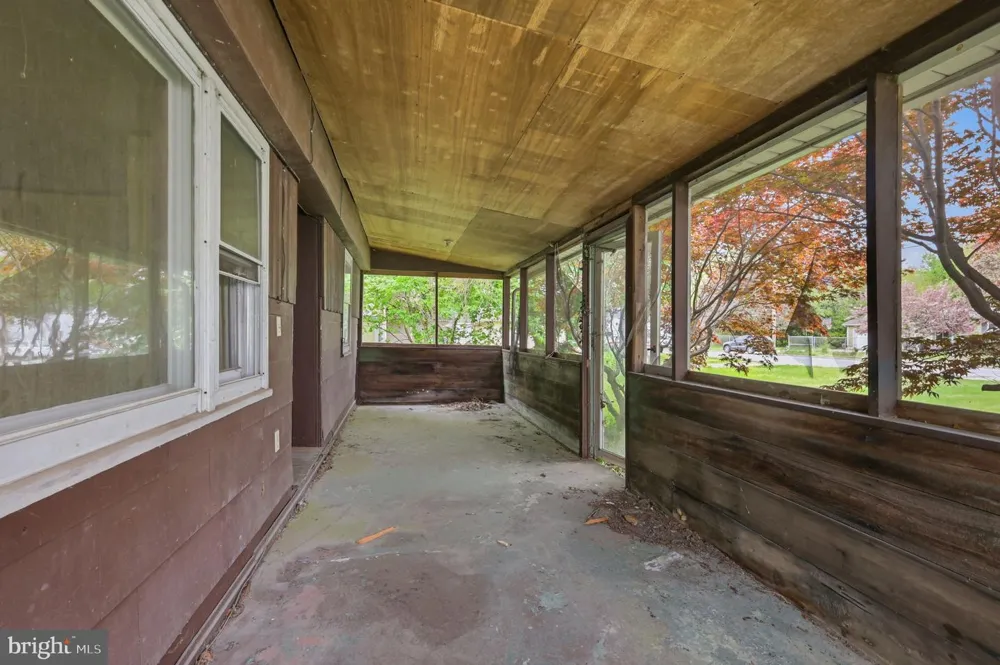 24 ELM STREET Salem, NJ 08079