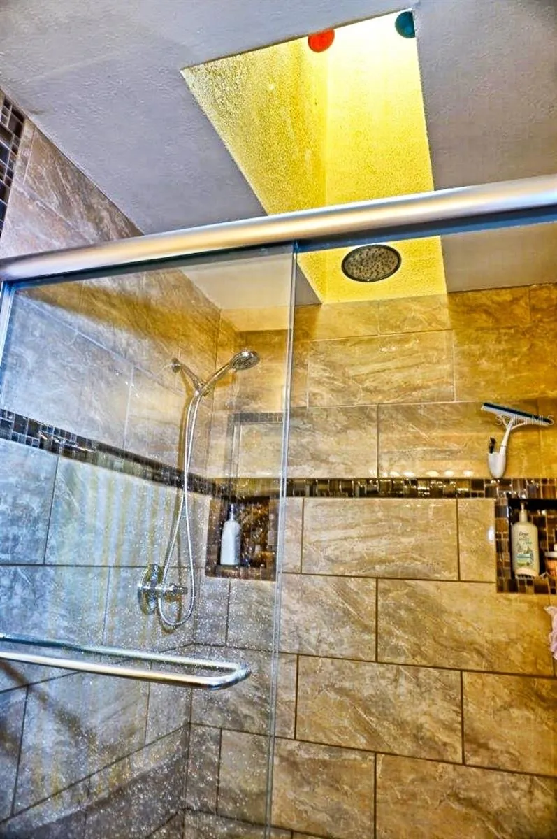 1873 MAZO MANOR #5 Lutz, FL 33558