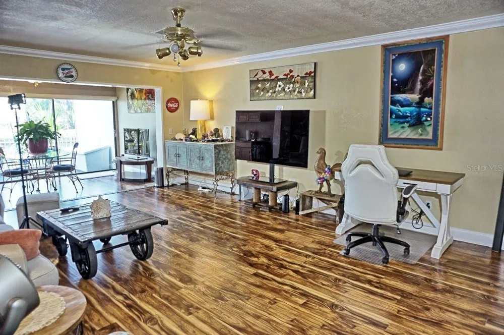 1873 MAZO MANOR #5 Lutz, FL 33558