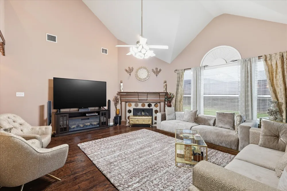 3027 Darlington Drive Highland Village, TX 75077