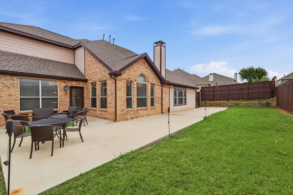 3027 Darlington Drive Highland Village, TX 75077