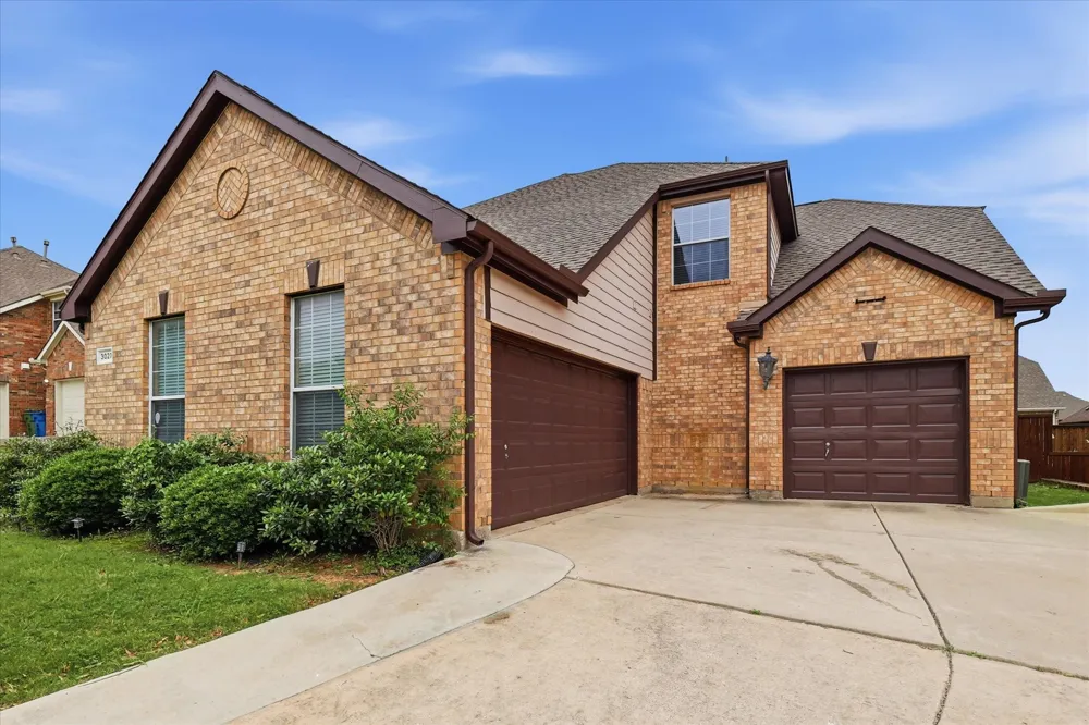 3027 Darlington Drive Highland Village, TX 75077