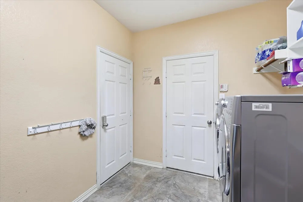 3027 Darlington Drive Highland Village, TX 75077
