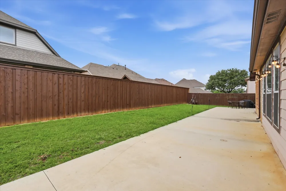 3027 Darlington Drive Highland Village, TX 75077