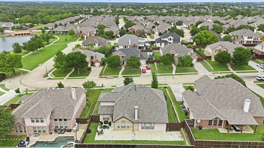 3027 Darlington Drive Highland Village, TX 75077