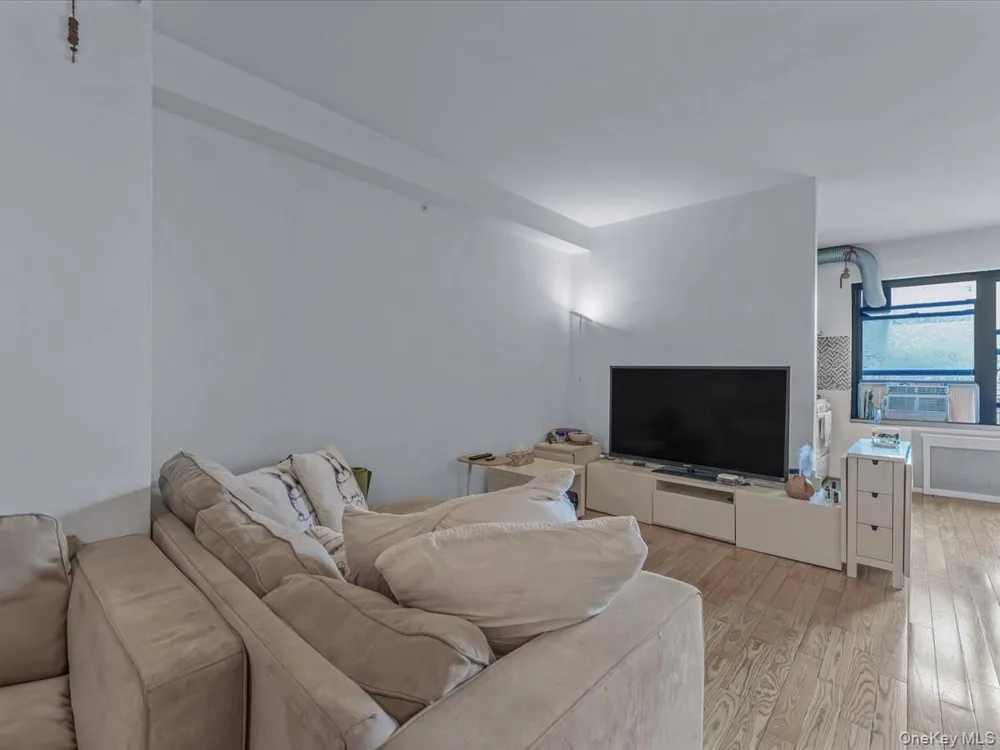 9905 63rd Drive #7R Rego Park, NY 11374