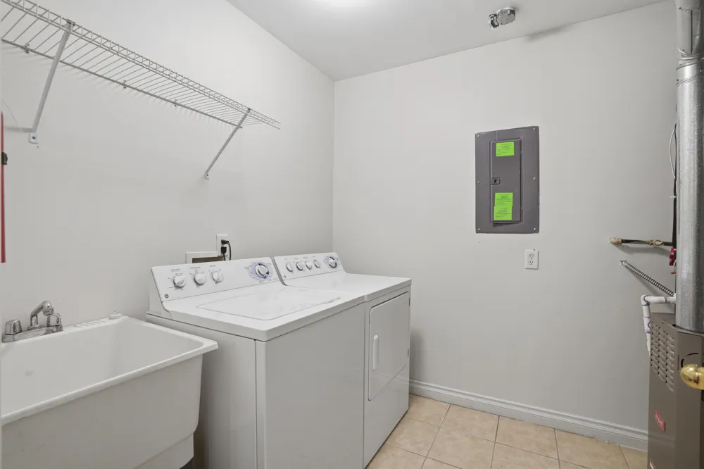 5796 Hampshire Lane Ypsilanti, MI 48197