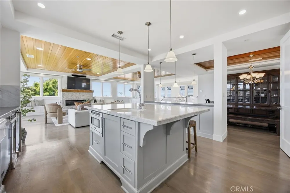 826 18th Street Hermosa Beach, CA 90254