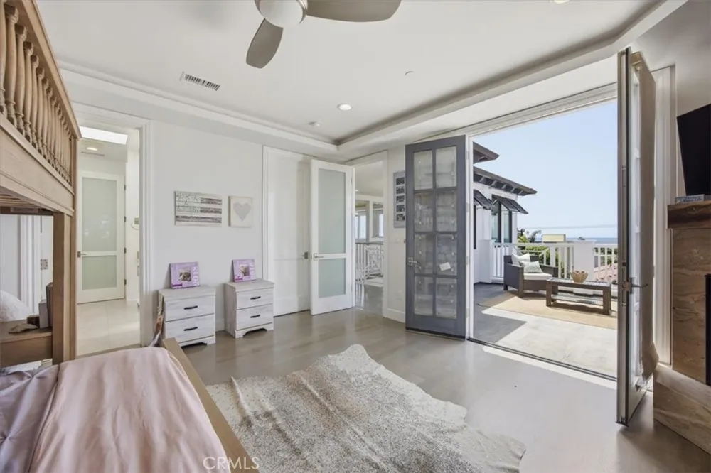 826 18th Street Hermosa Beach, CA 90254