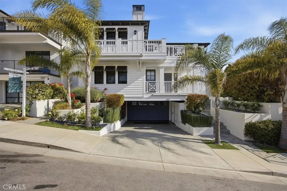 826 18th Street Hermosa Beach, CA 90254