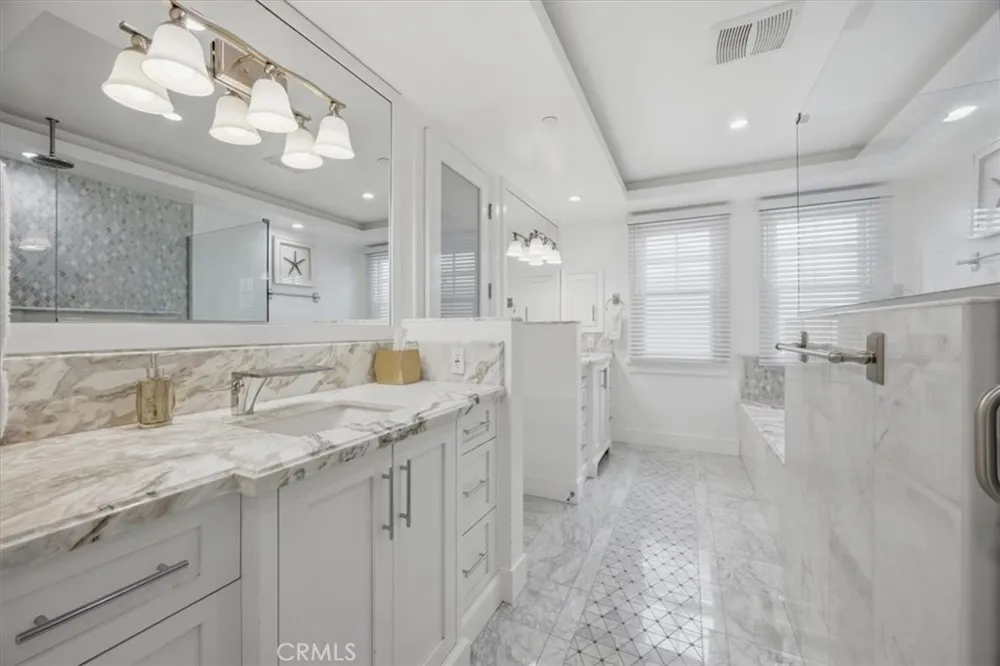 826 18th Street Hermosa Beach, CA 90254