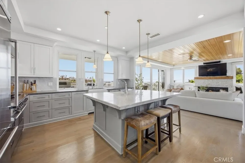 826 18th Street Hermosa Beach, CA 90254