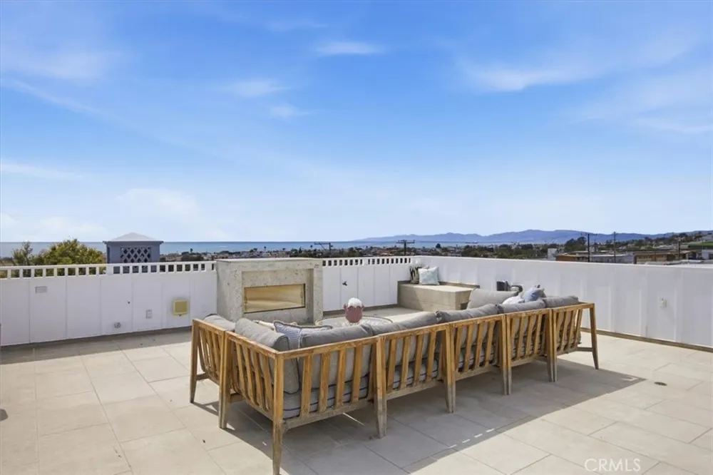 826 18th Street Hermosa Beach, CA 90254
