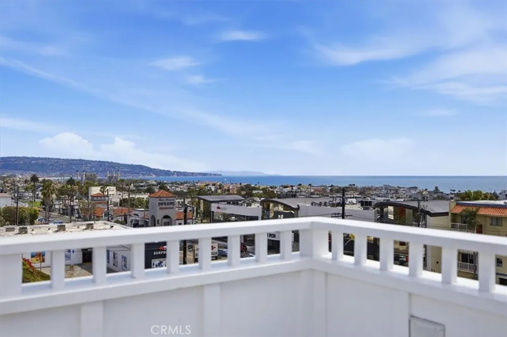 826 18th Street Hermosa Beach, CA 90254
