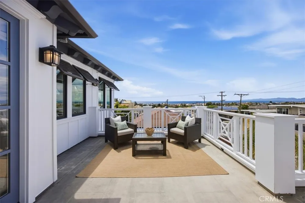 826 18th Street Hermosa Beach, CA 90254