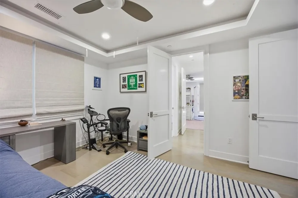 826 18th Street Hermosa Beach, CA 90254
