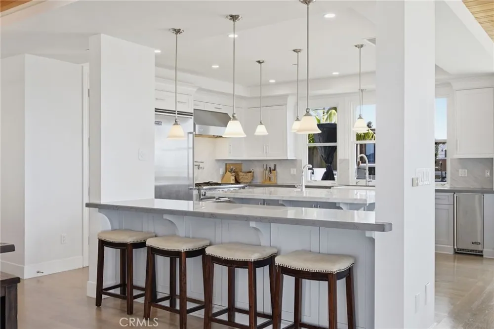 826 18th Street Hermosa Beach, CA 90254