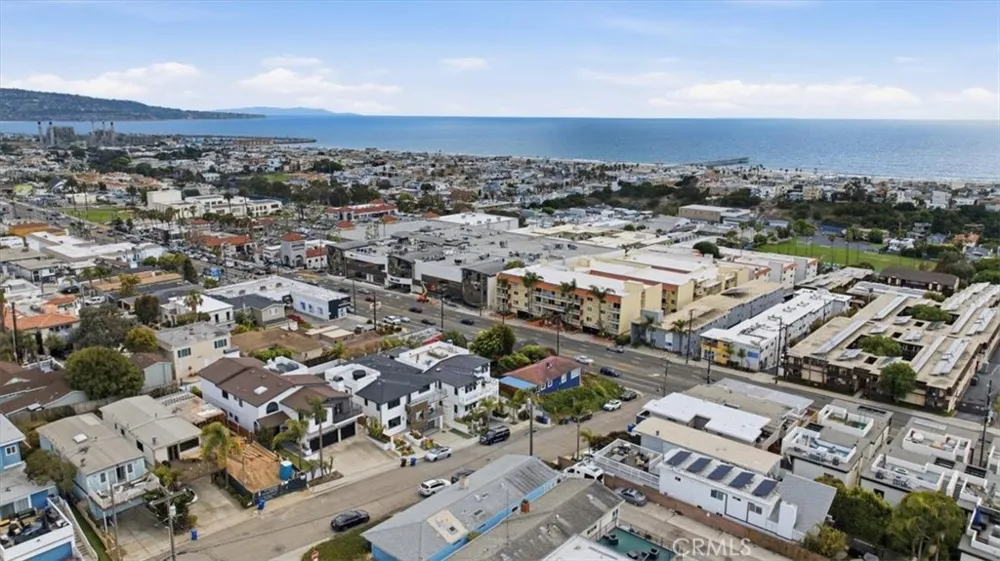 826 18th Street Hermosa Beach, CA 90254