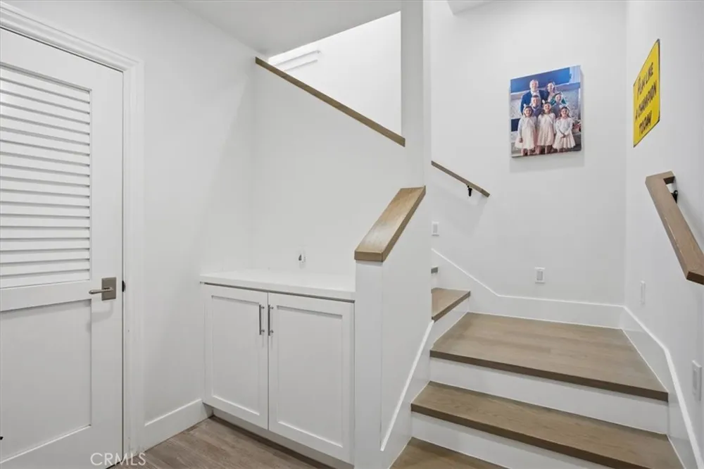 826 18th Street Hermosa Beach, CA 90254