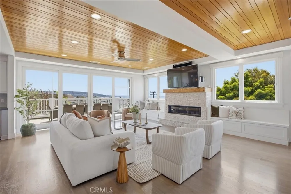 826 18th Street Hermosa Beach, CA 90254