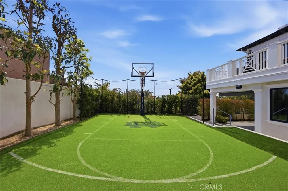 826 18th Street Hermosa Beach, CA 90254