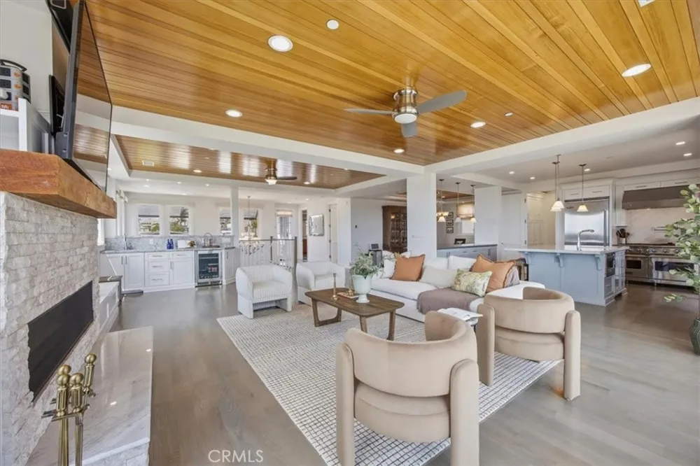 826 18th Street Hermosa Beach, CA 90254