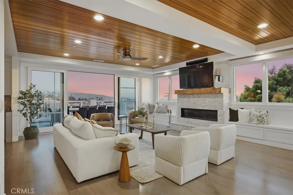 826 18th Street Hermosa Beach, CA 90254