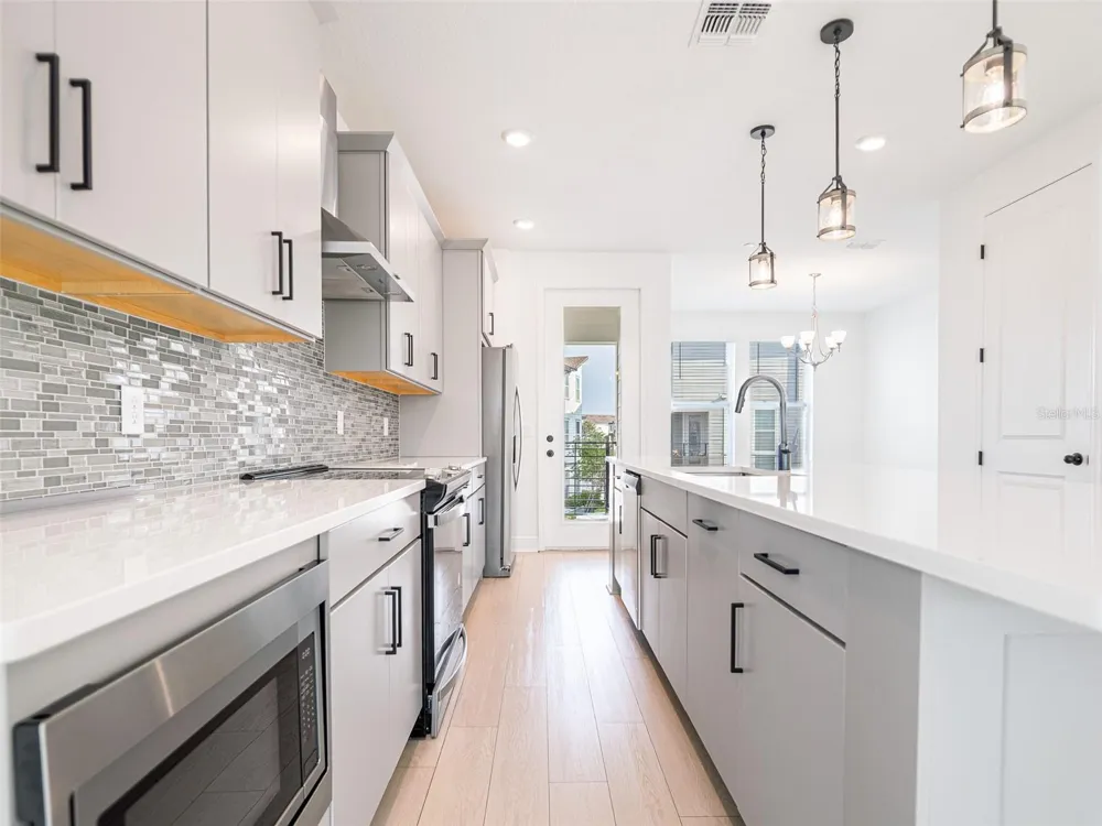 8442 SPERRY STREET Orlando, FL 32827