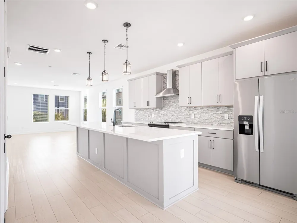 8442 SPERRY STREET Orlando, FL 32827
