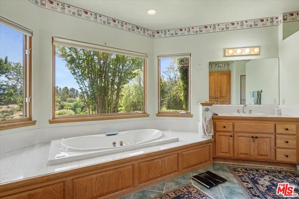 1611 Fredensborg Way Solvang, CA 93463