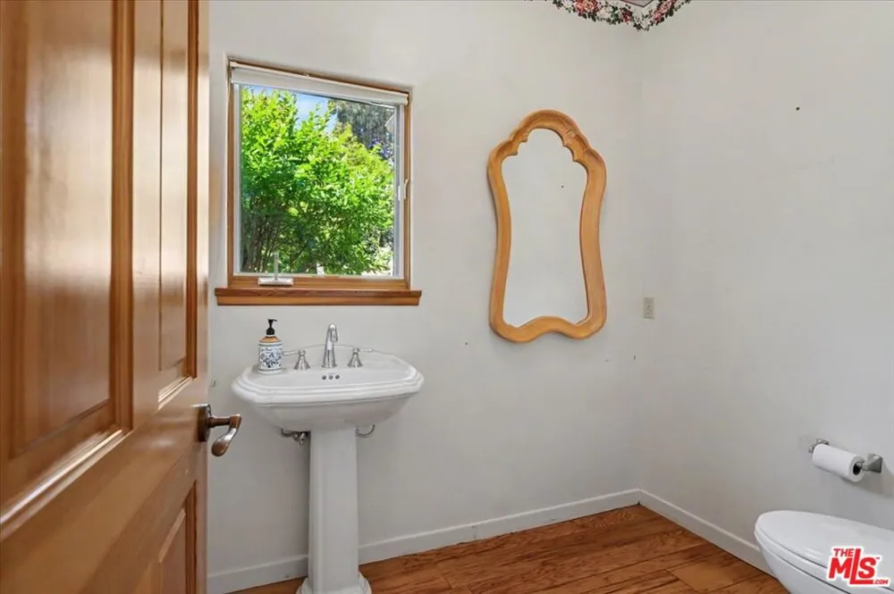 1611 Fredensborg Way Solvang, CA 93463