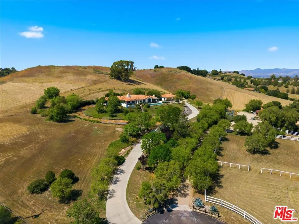 1611 Fredensborg Way Solvang, CA 93463