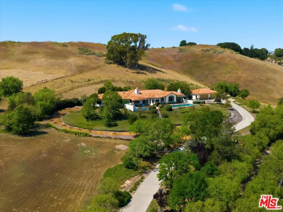 1611 Fredensborg Way Solvang, CA 93463