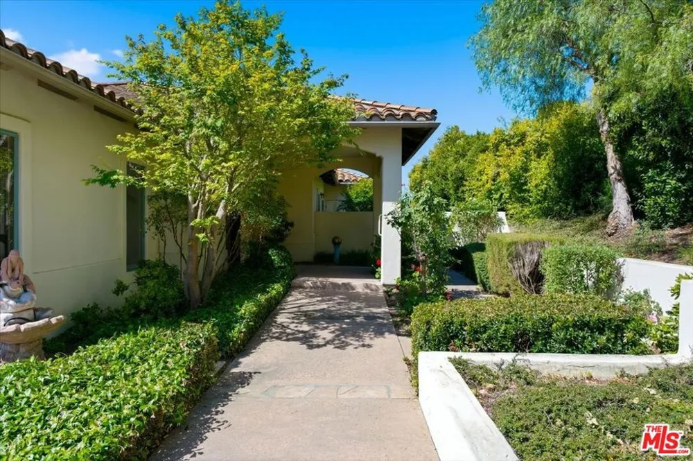 1611 Fredensborg Way Solvang, CA 93463
