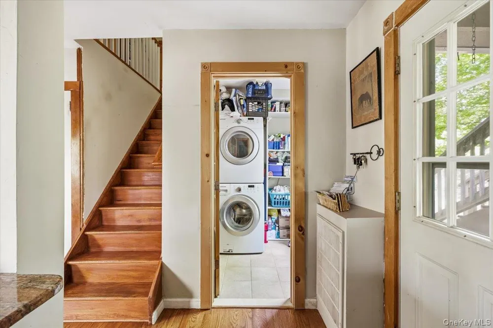 7 Amagansett Drive Sound Beach, NY 11789