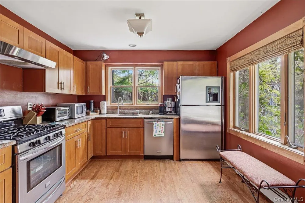 7 Amagansett Drive Sound Beach, NY 11789