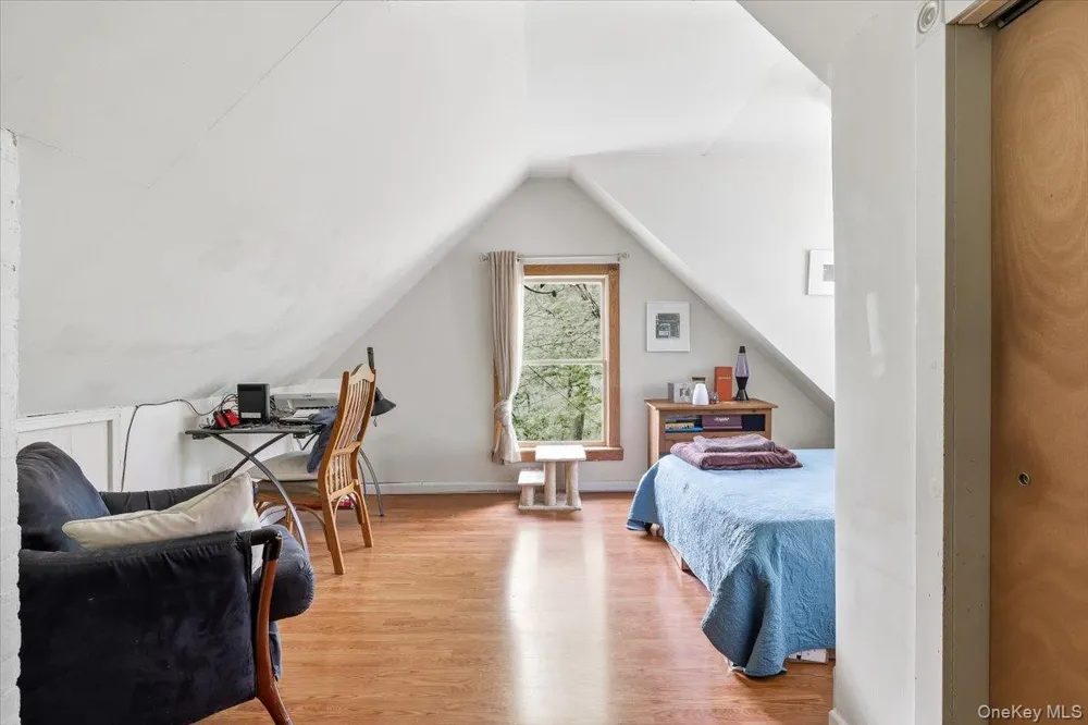 7 Amagansett Drive Sound Beach, NY 11789