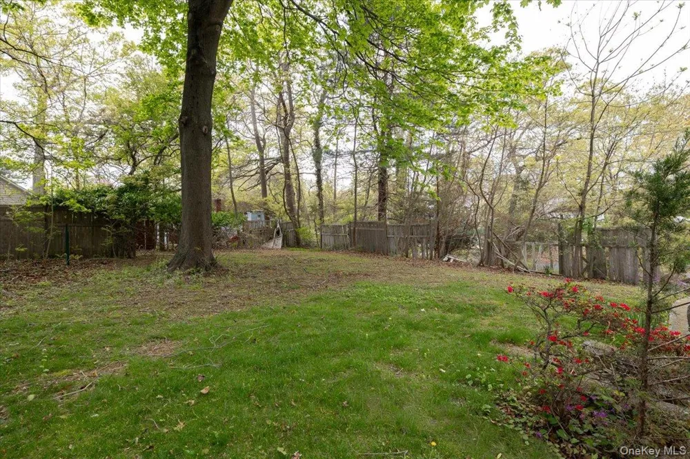 7 Amagansett Drive Sound Beach, NY 11789